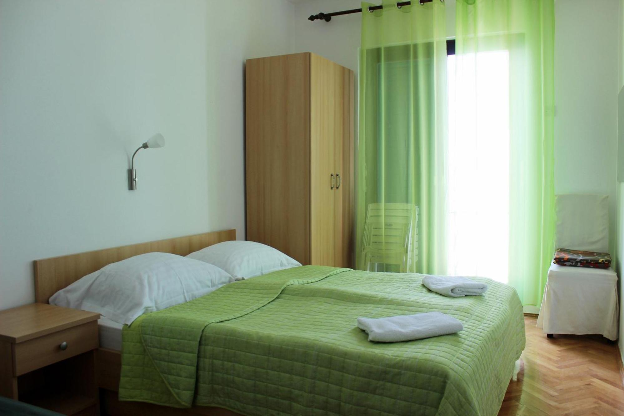 Apartments Pansion Franka Brist Εξωτερικό φωτογραφία