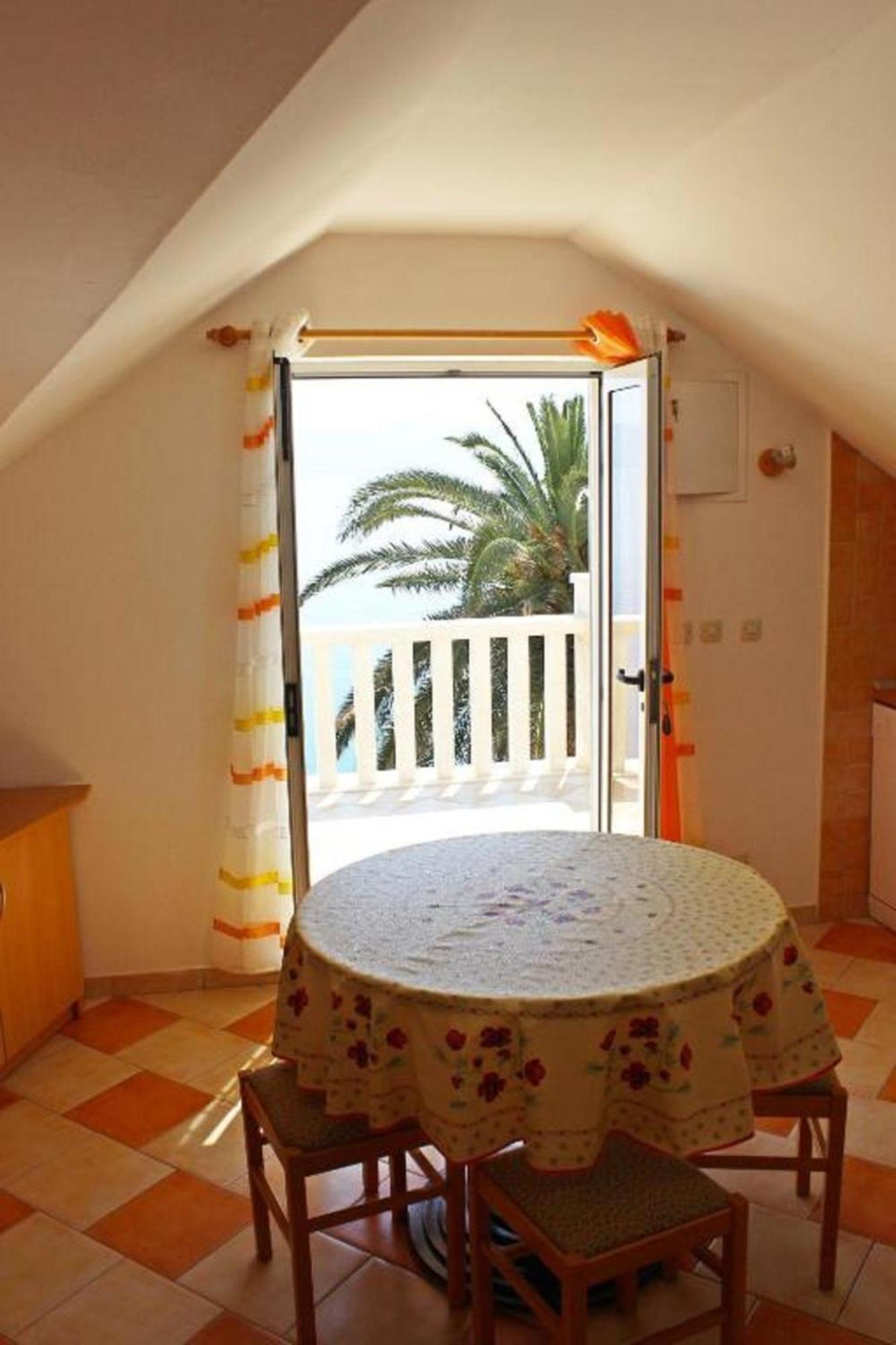 Apartments Pansion Franka Brist Εξωτερικό φωτογραφία