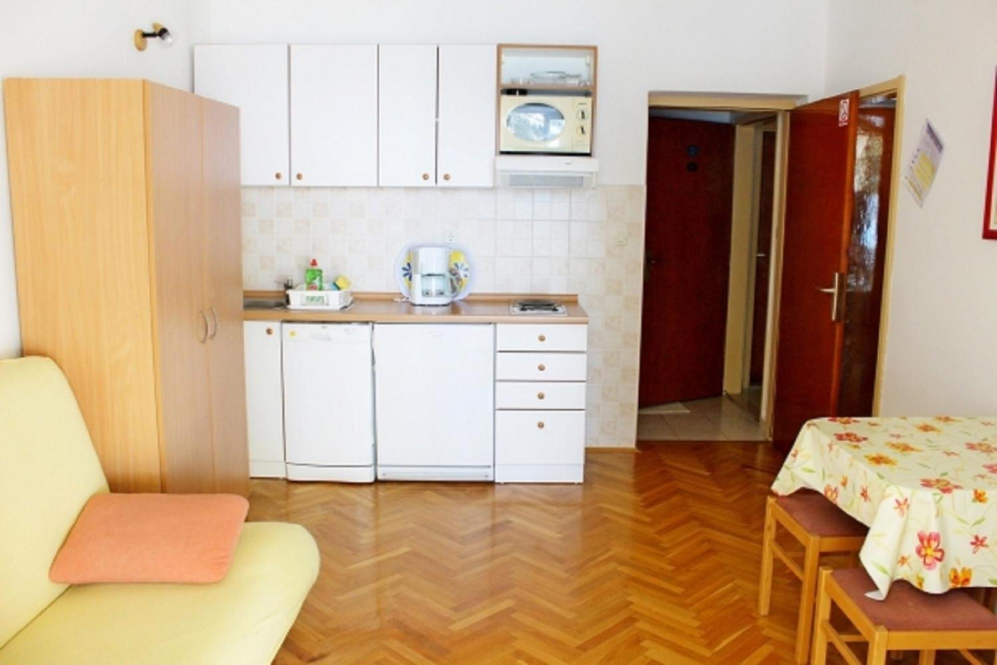 Apartments Pansion Franka Brist Εξωτερικό φωτογραφία