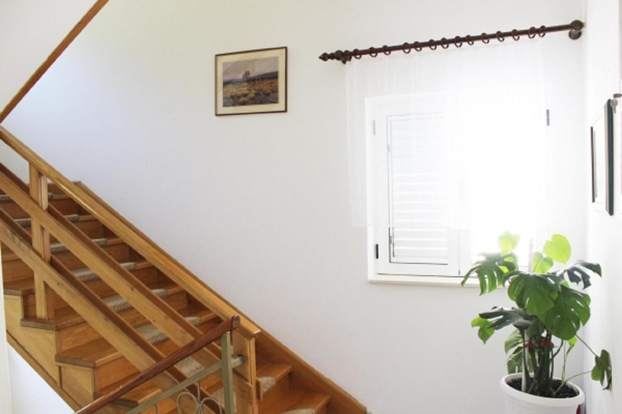 Apartments Pansion Franka Brist Εξωτερικό φωτογραφία
