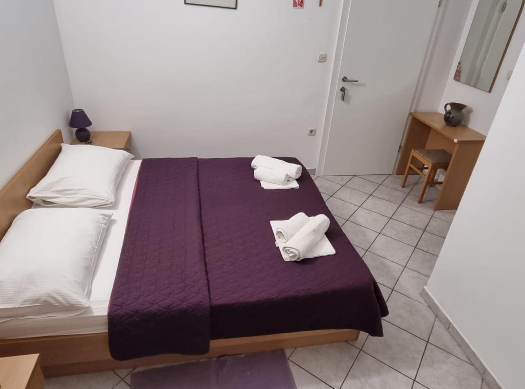 Apartments Pansion Franka Brist Εξωτερικό φωτογραφία