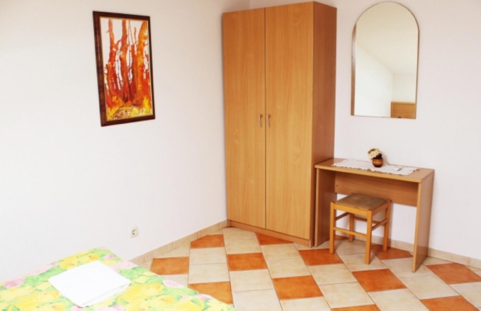 Apartments Pansion Franka Brist Εξωτερικό φωτογραφία