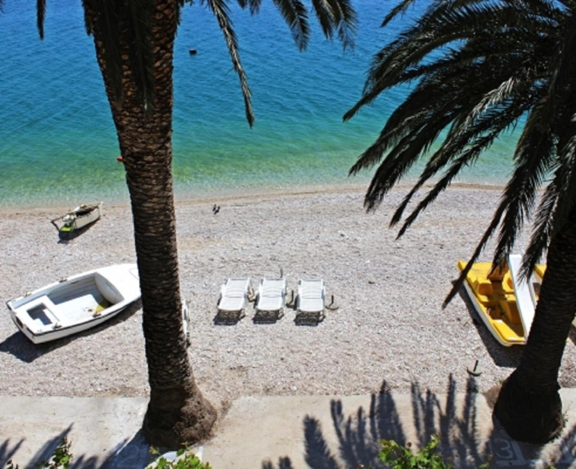 Apartments Pansion Franka Brist Εξωτερικό φωτογραφία