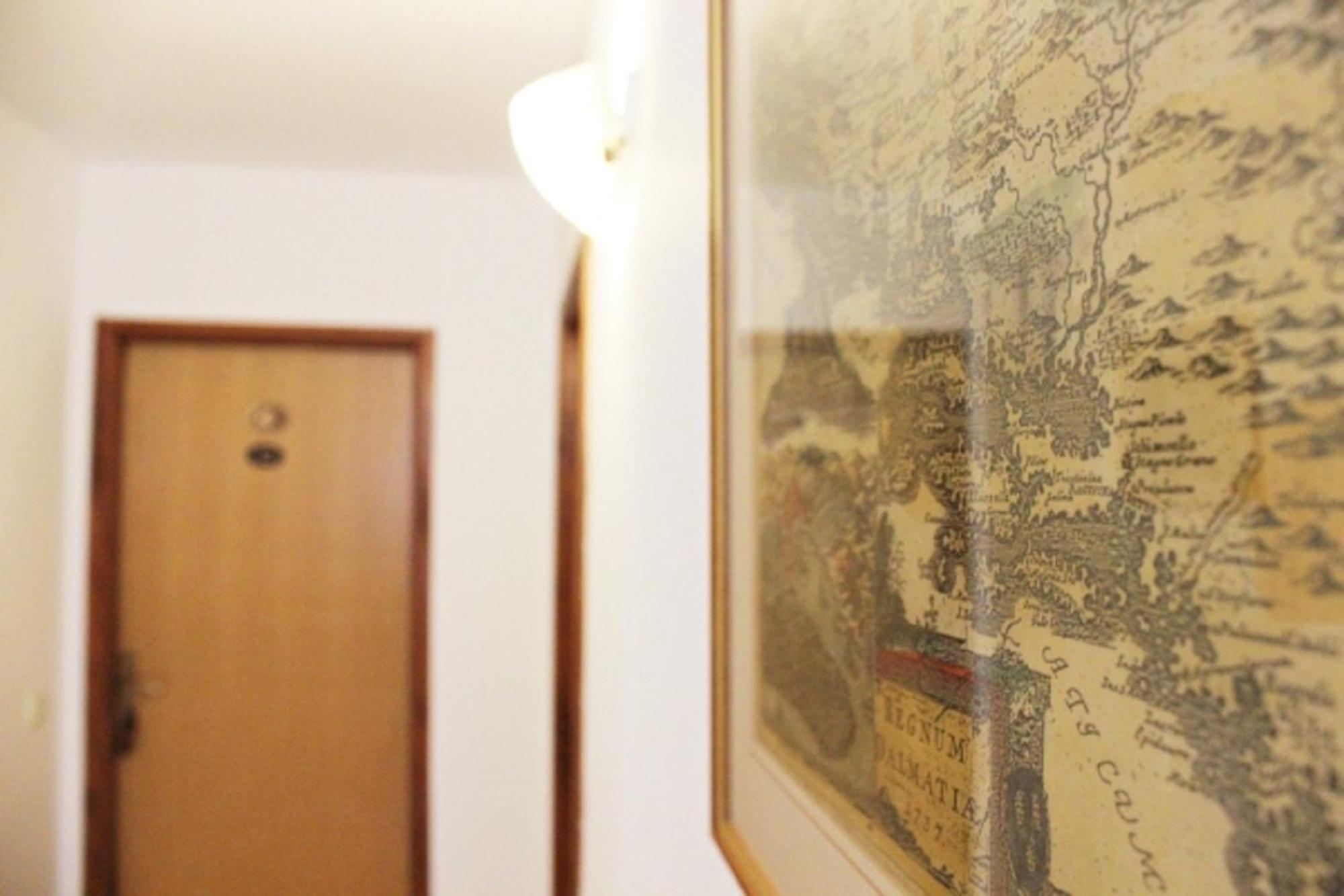 Apartments Pansion Franka Brist Εξωτερικό φωτογραφία