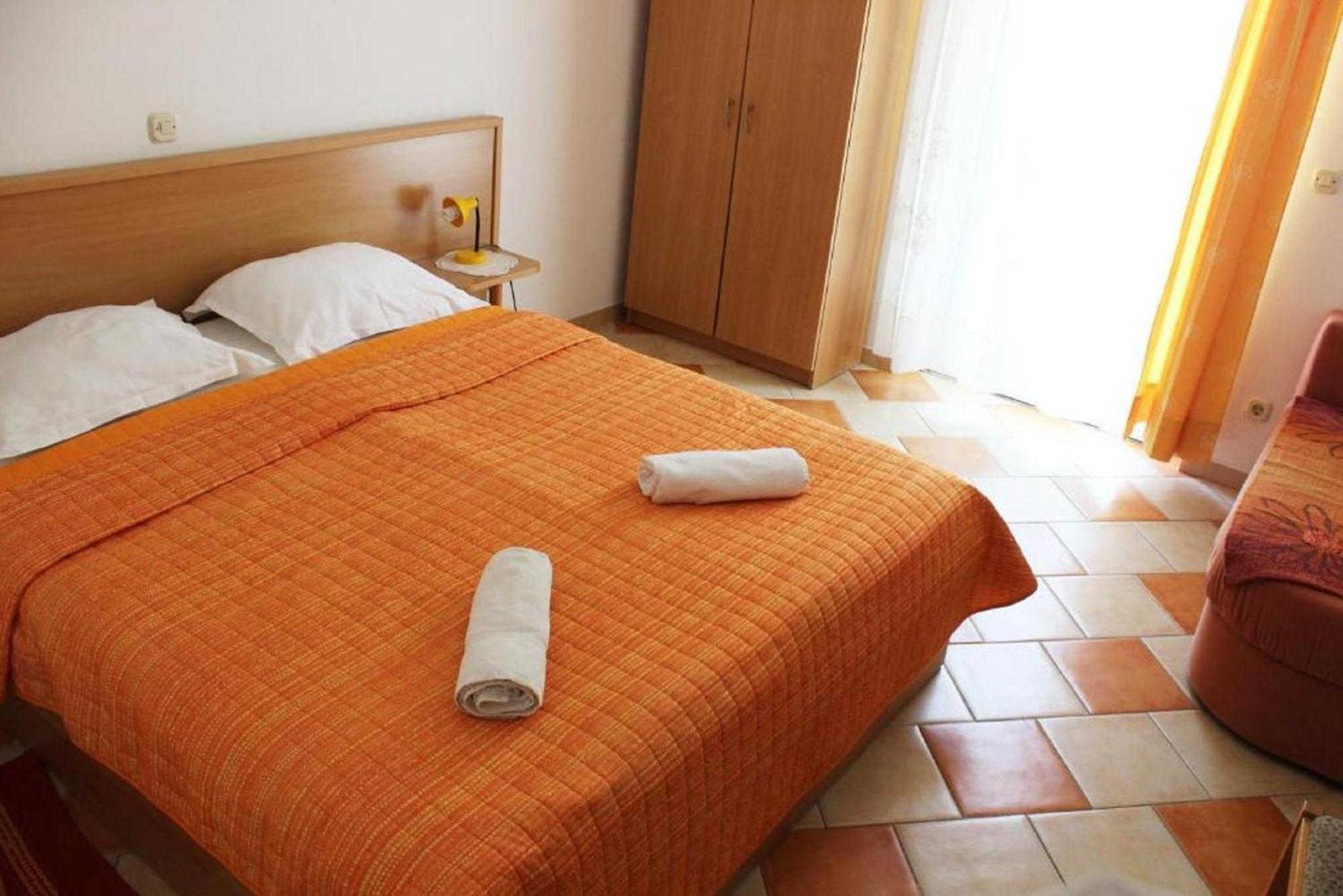 Apartments Pansion Franka Brist Εξωτερικό φωτογραφία
