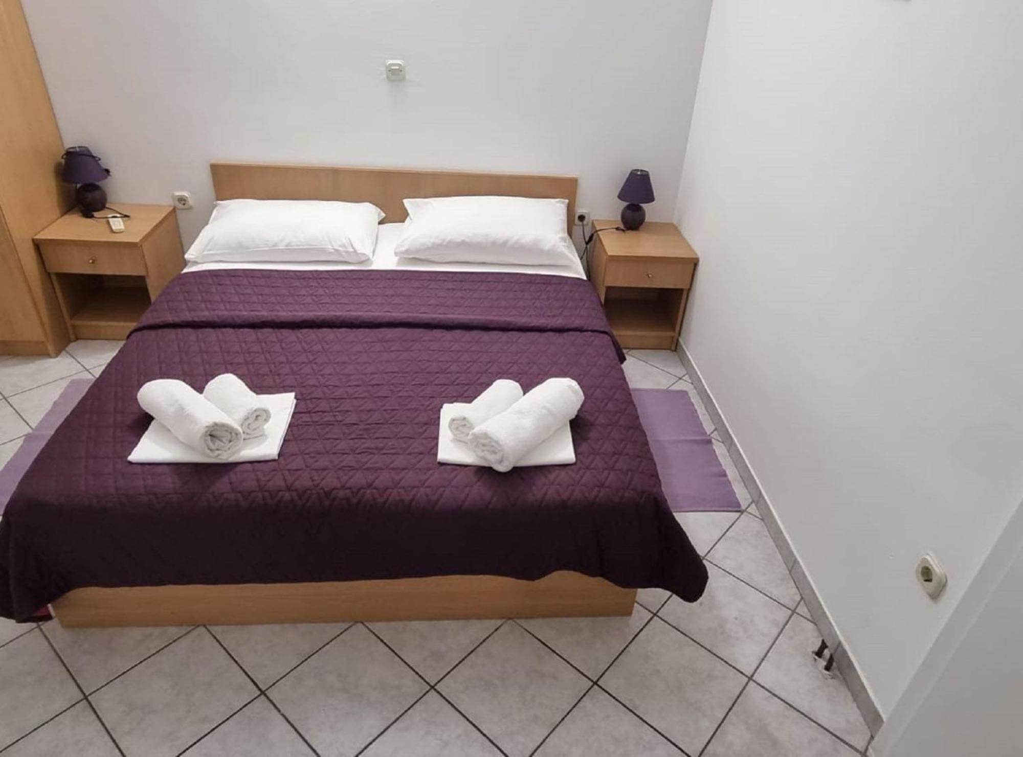 Apartments Pansion Franka Brist Εξωτερικό φωτογραφία