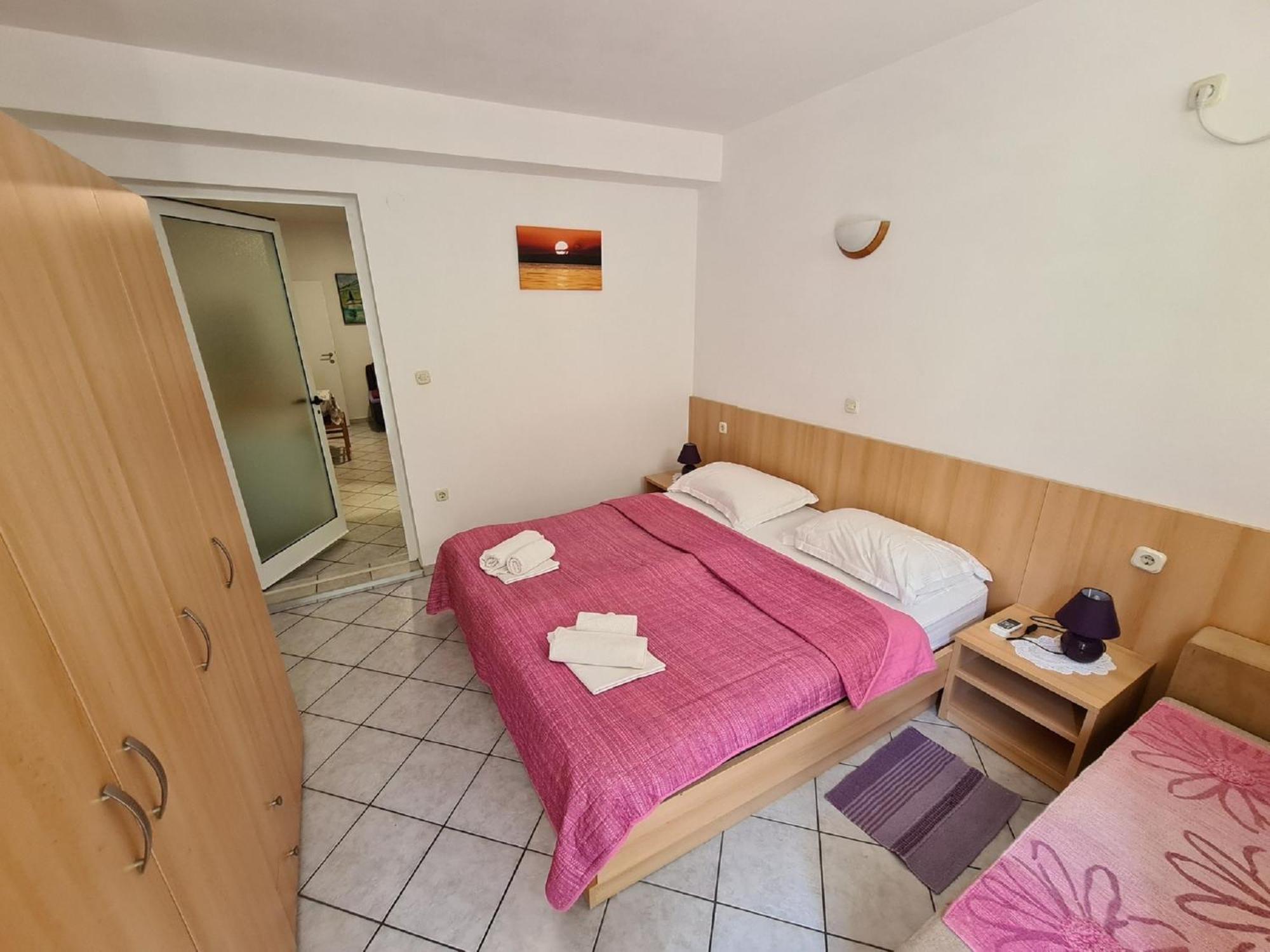 Apartments Pansion Franka Brist Εξωτερικό φωτογραφία